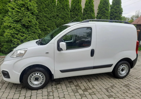 Fiat Fiorino cena 31980 przebieg: 96000, rok produkcji 2019 z Dobrodzień małe 92